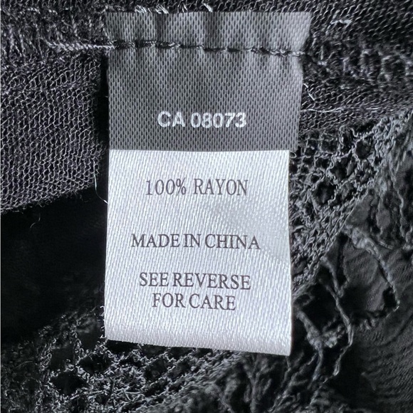 Bellissima Black Lightweight Fringe Crochet Blouse Size Small Whimsy Goth - Picture 11 of 12